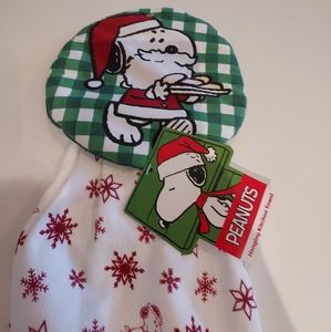 Snoopy and Woodstock Christmas towel